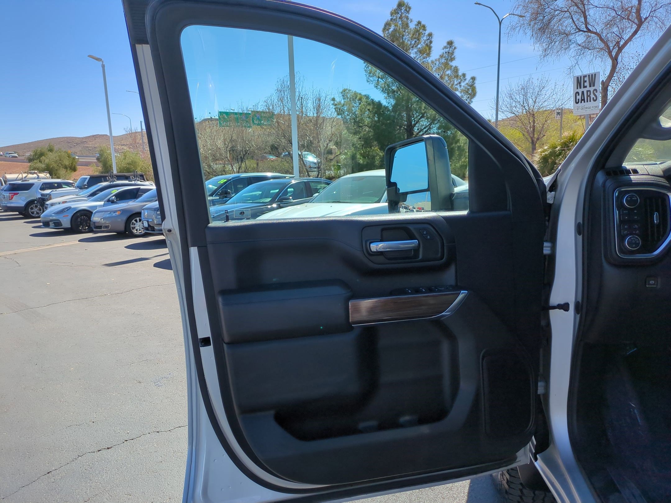 Used 2020 Chevrolet Silverado 3500 LT w/ All Star Edition image 12