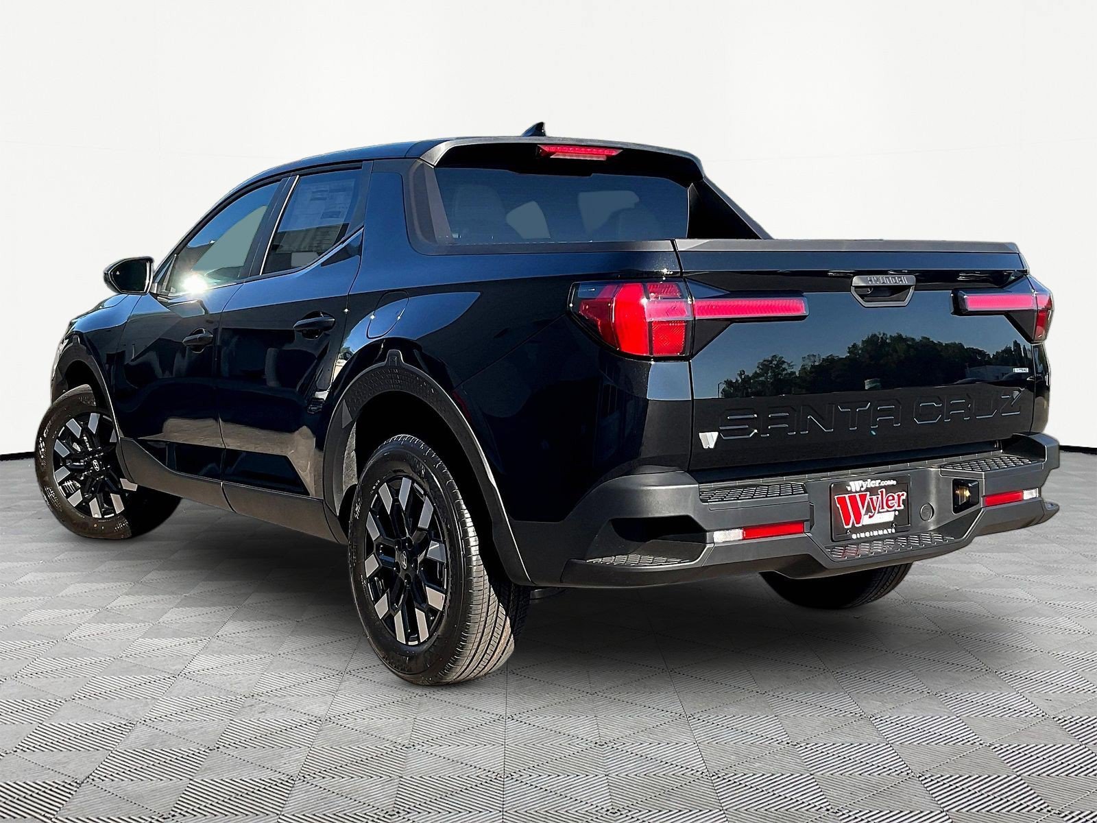 New 2027 Hyundai Santa Cruz SE AWD/4WD image 4