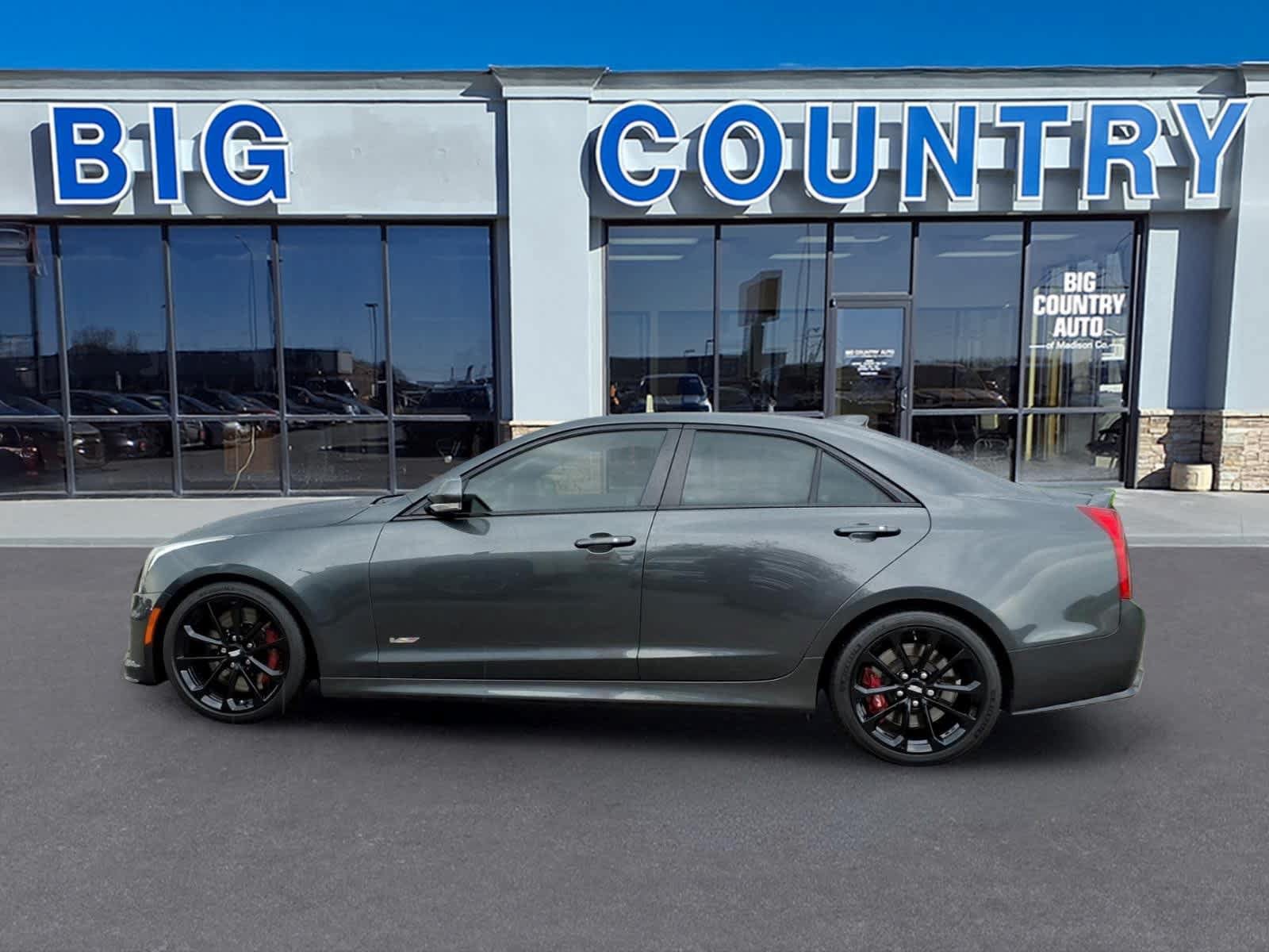 Used 2017 Cadillac ATS V w/ Luxury Package RWD image 9