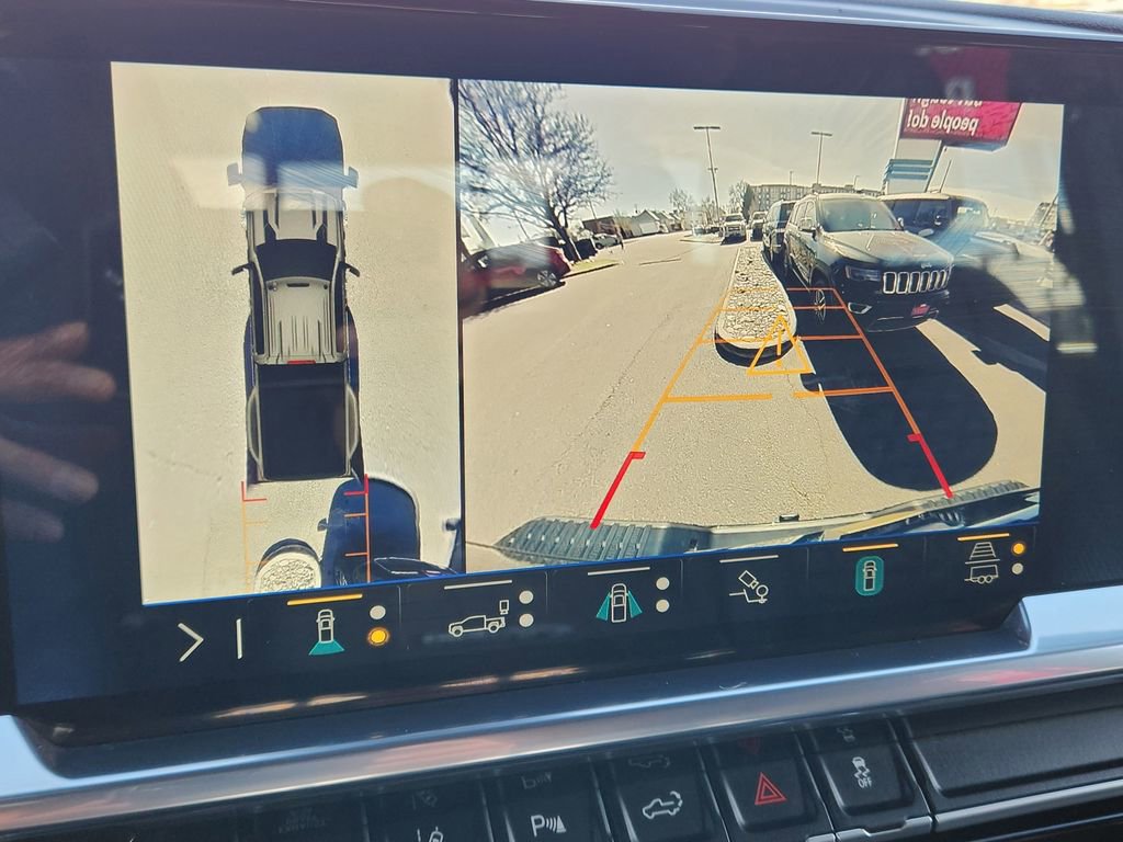 Used 2024 Chevrolet Silverado 3500 High Country w/ High Country Premium Package image 26