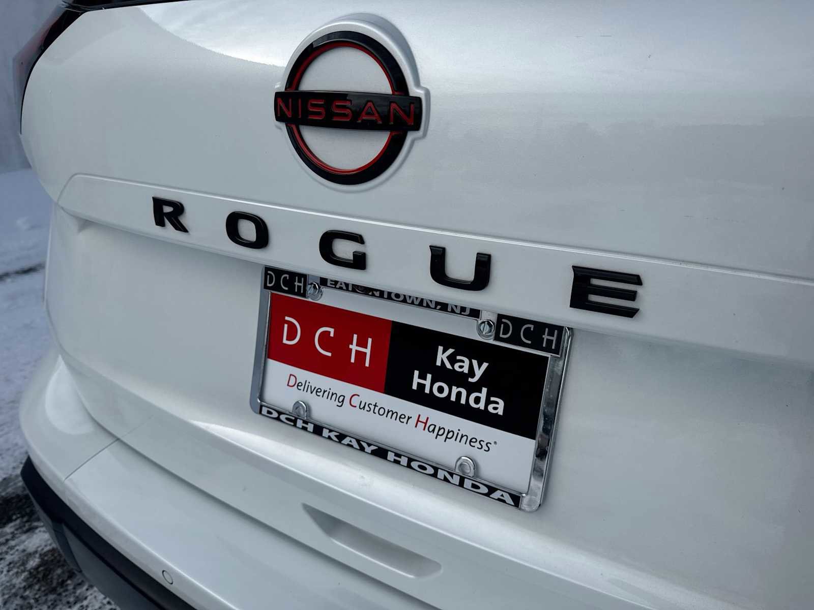 Used 2025 Nissan Rogue SV w/ Rock Creek Premium Package image 19