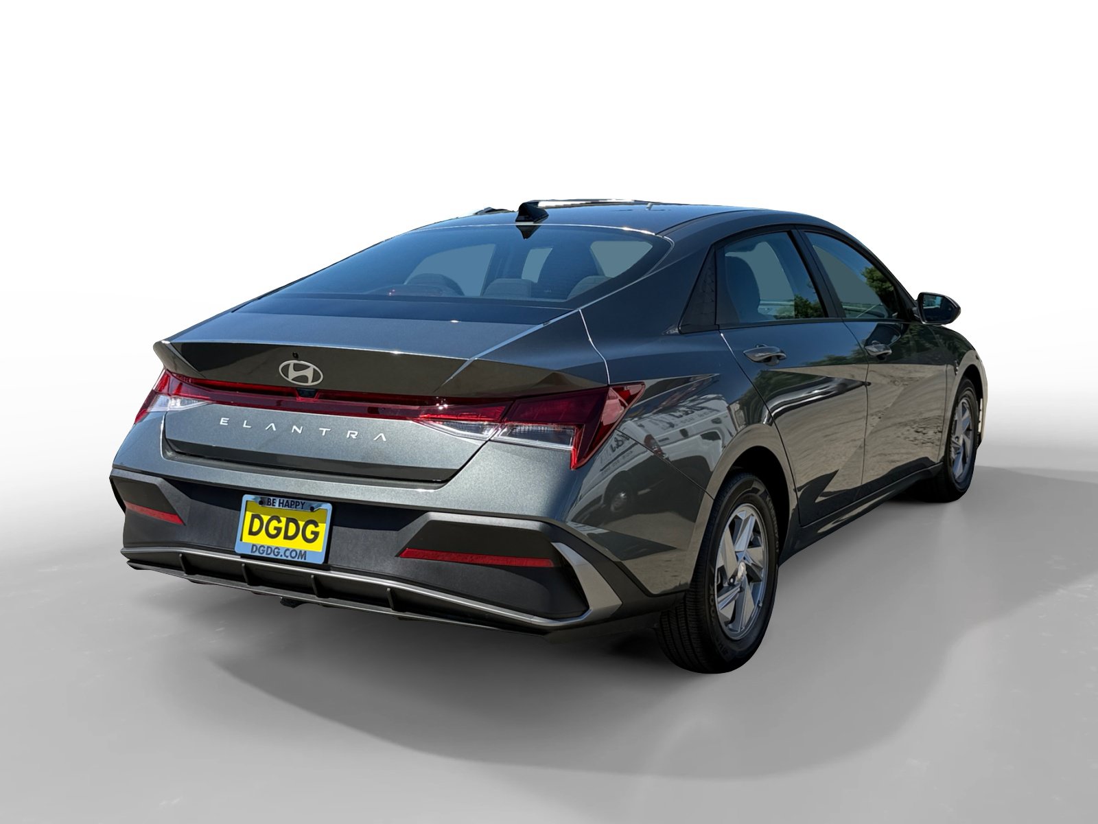 Certified 2026 Hyundai Elantra SE FWD image 5