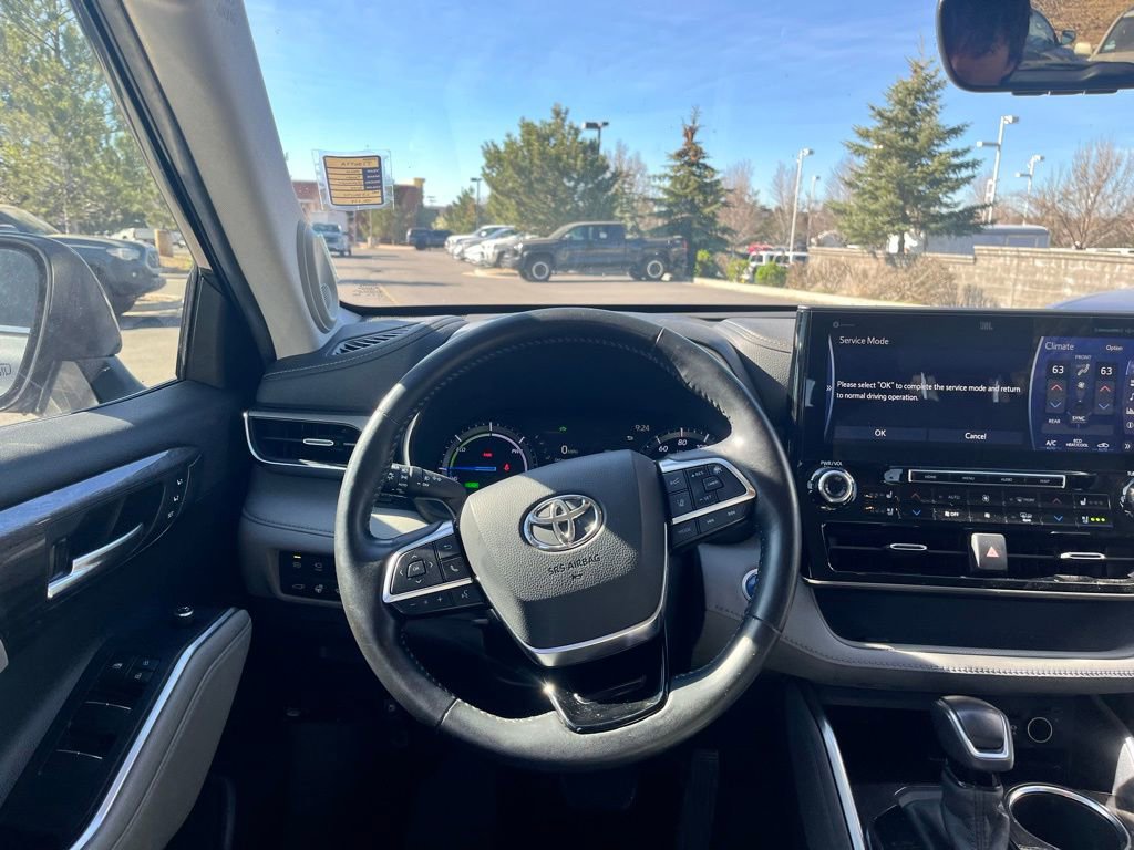 Used 2020 Toyota Highlander Limited image 21