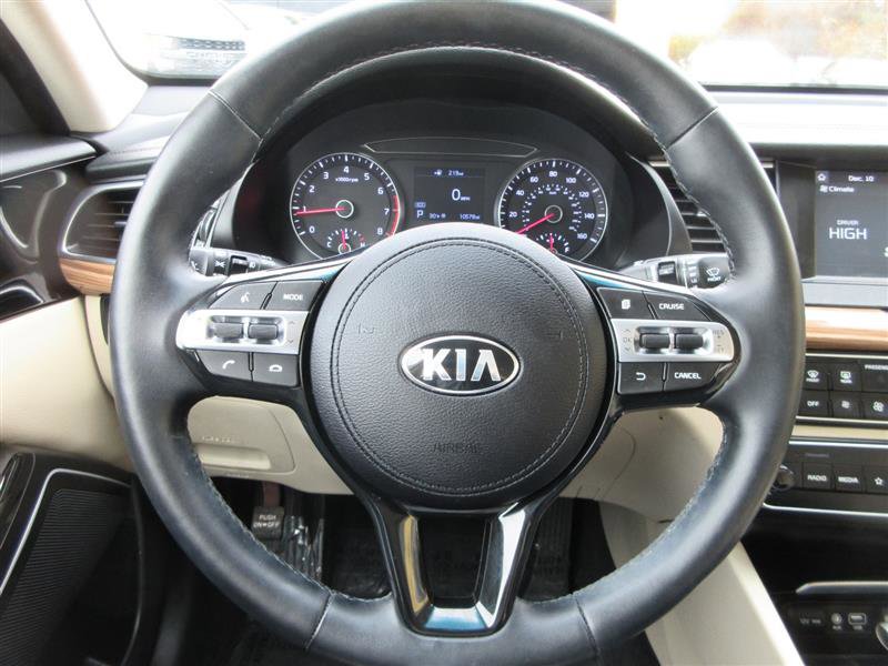 Used 2019 Kia Cadenza Premium image 12