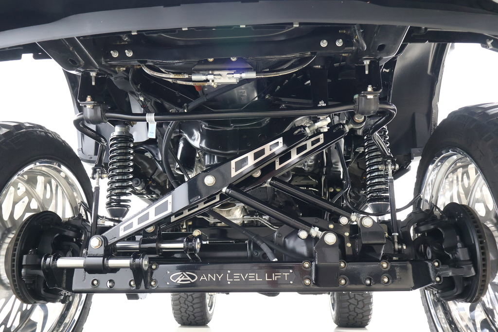 Used 2024 Ford F350 Limited w/ FX4 Off-Road Package image 25