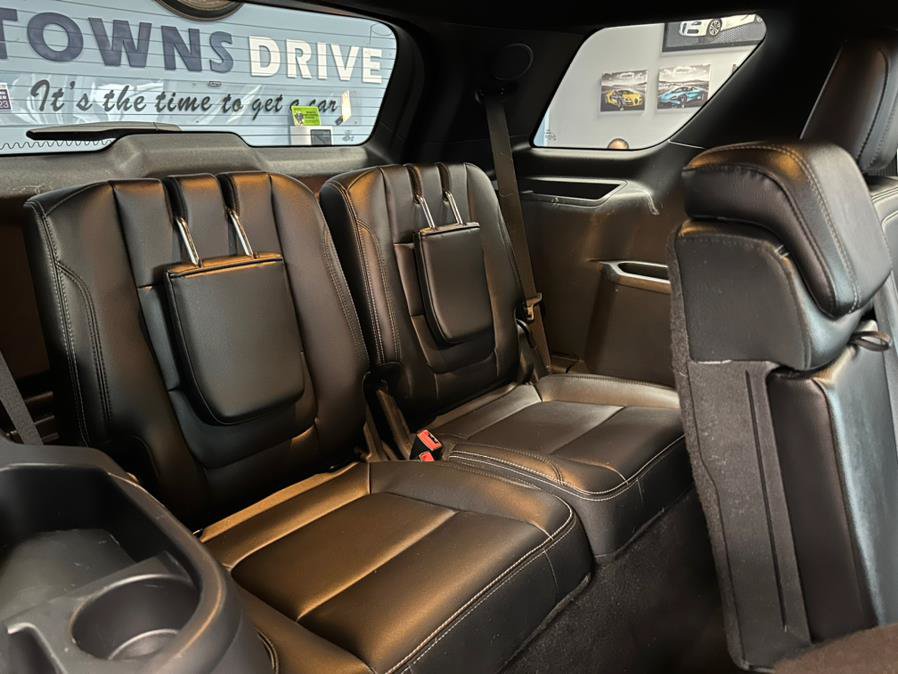 Used 2016 Ford Explorer Limited FWD image 28