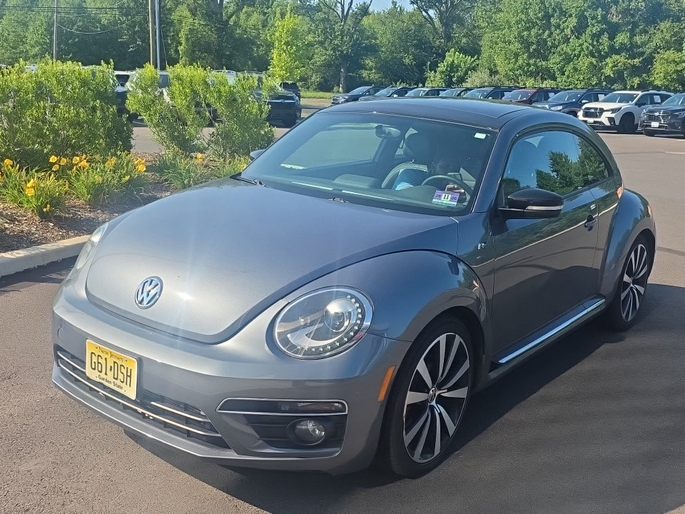 Used 2014 Volkswagen Beetle R-Line FWD image 6