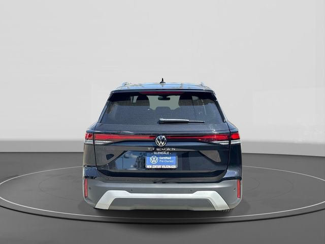 Used 2025 Volkswagen Tiguan S FWD image 4