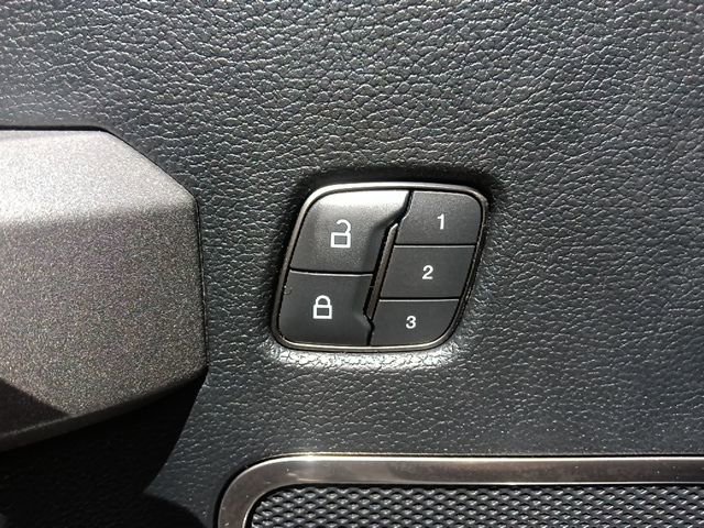 Used 2019 Ford F150 Raptor w/ Equipment Group 802A Luxury image 13