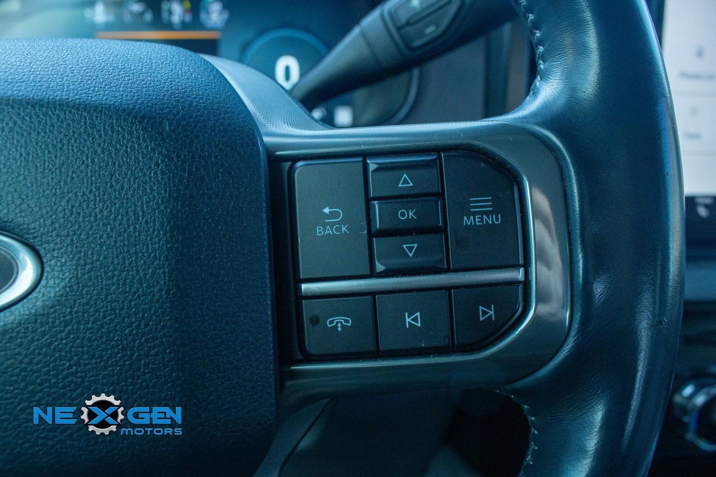 Used 2023 Ford F350 Limited w/ FX4 Off-Road Package image 14