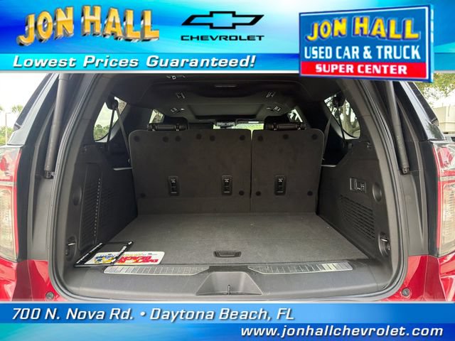 Used 2024 Chevrolet Suburban Z71 w/ Luxury Package AWD/4WD image 10