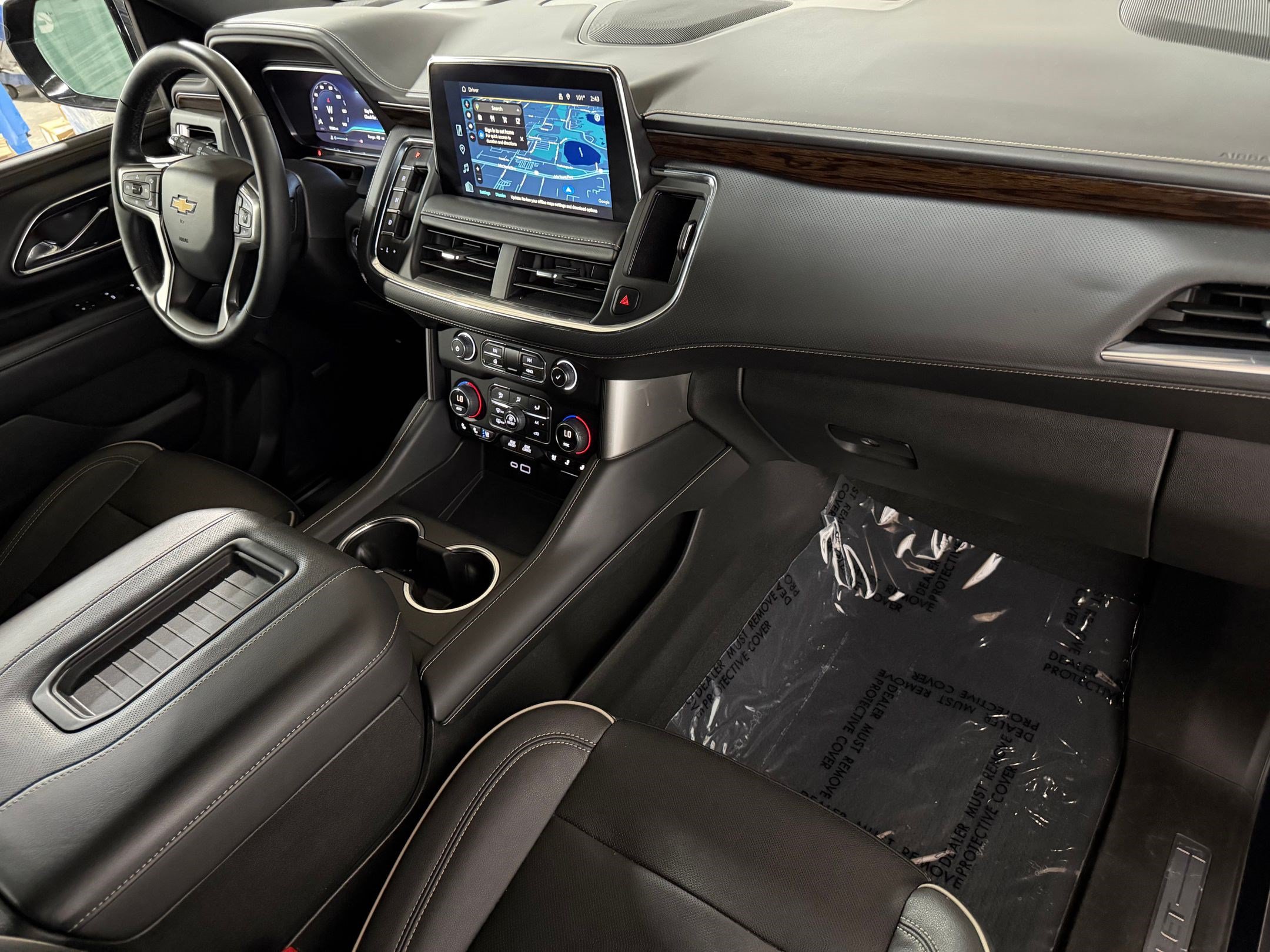 Used 2023 Chevrolet Tahoe Premier AWD/4WD image 45