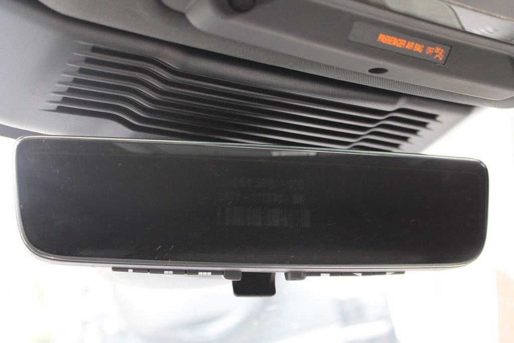 Certified 2024 Land Rover Discovery Sport Dynamic SE image 25