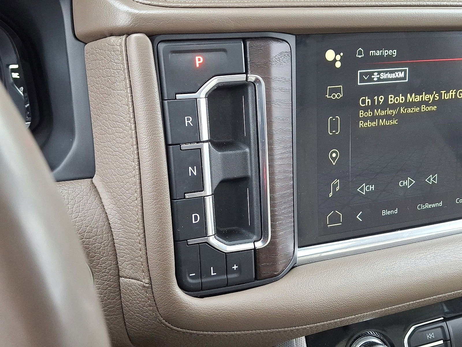 Certified 2023 GMC Yukon Denali image 12