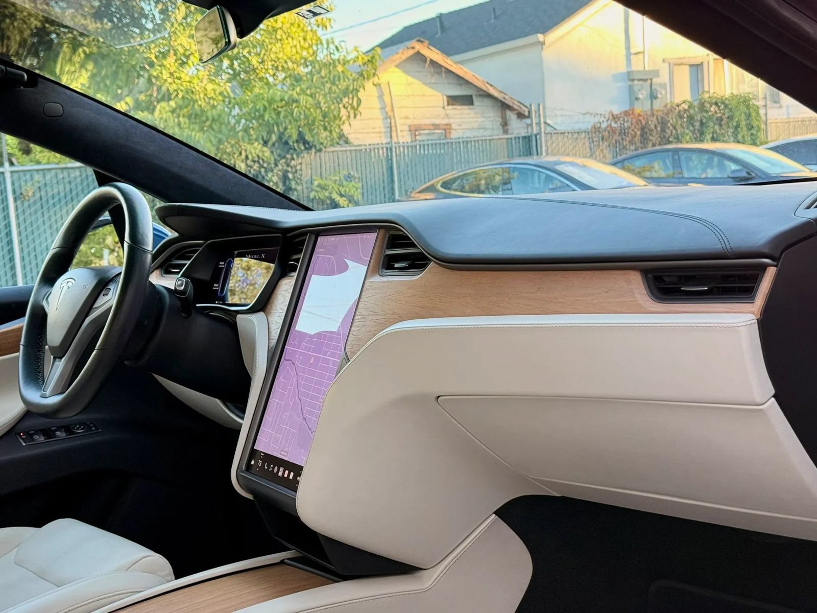 Used 2020 Tesla Model X Long Range AWD/4WD image 13
