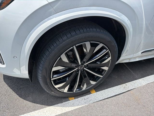New 2026 Volvo XC90 B6 Ultra w/ Protection Package AWD/4WD image 4