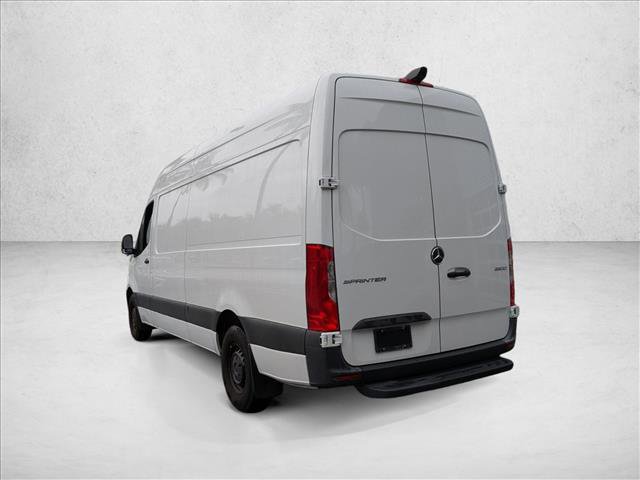 Used 2024 Mercedes-Benz Sprinter 2500 w/ Acoustic Package image 8