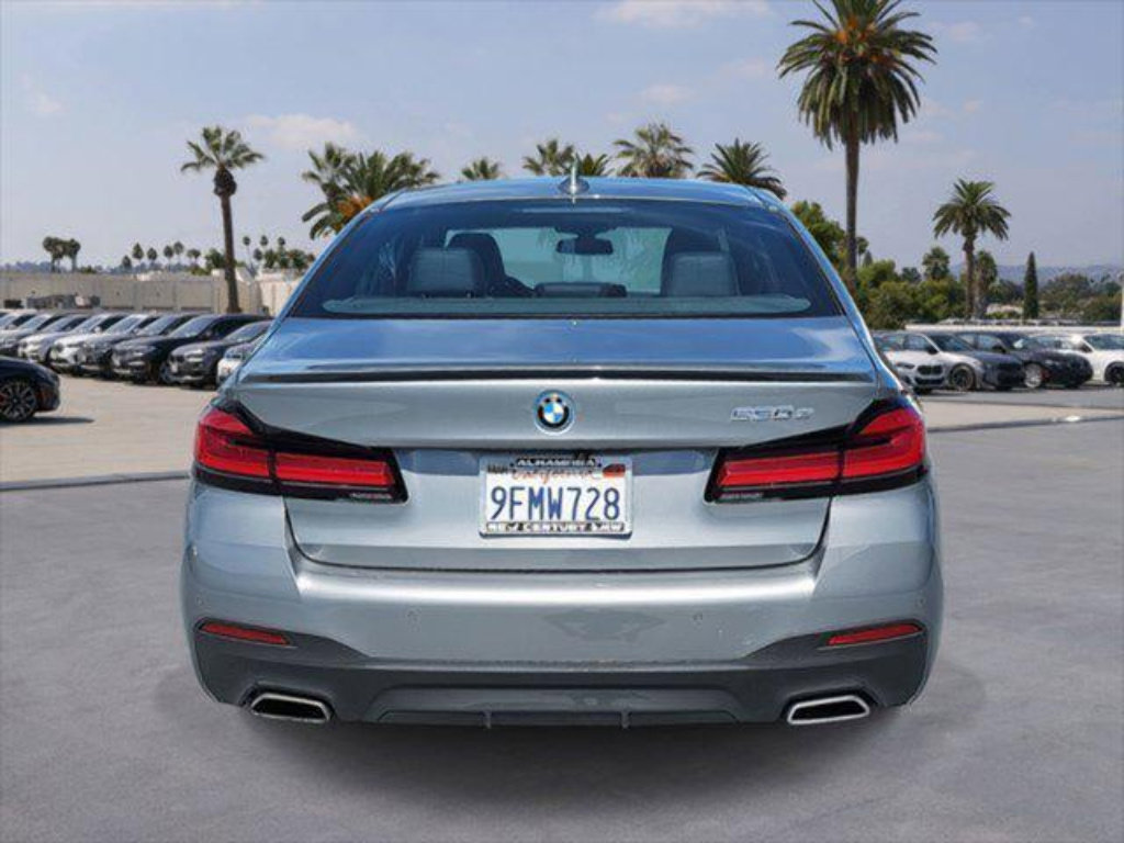 Used 2023 BMW 530e w/ M Sport Package RWD image 6