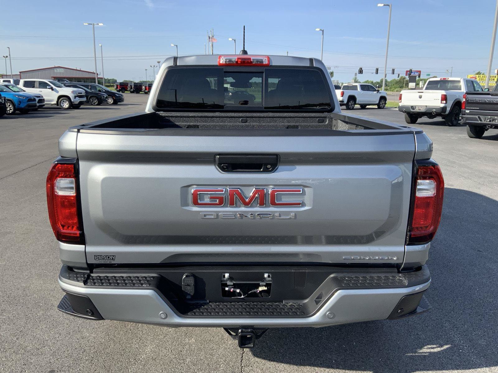 New 2026 GMC Canyon Denali AWD/4WD image 7