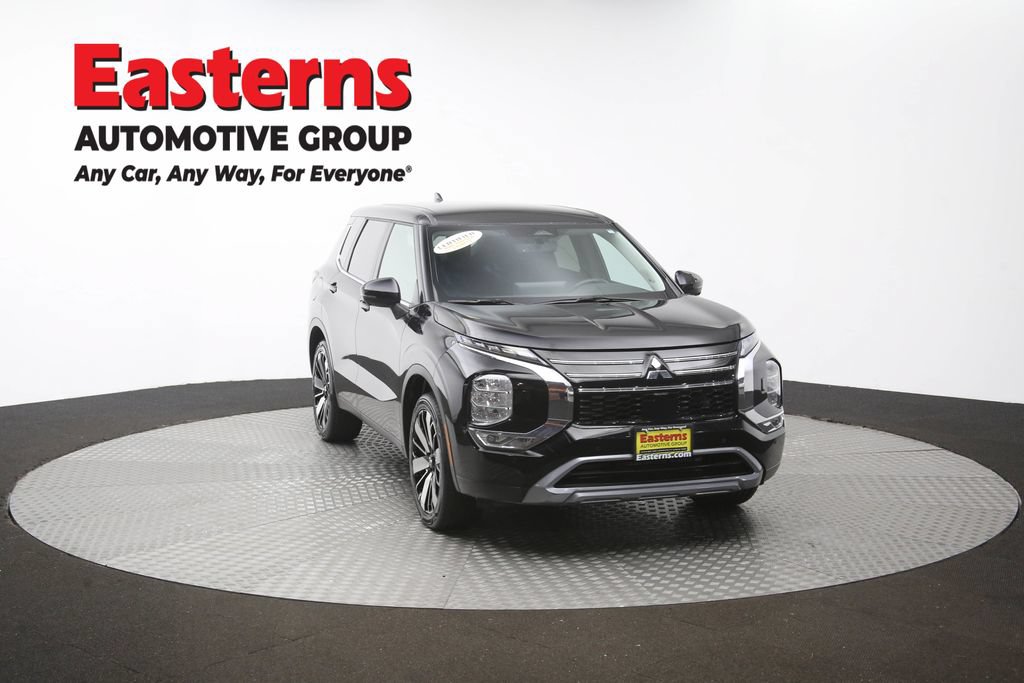 Used 2025 Mitsubishi Outlander SE AWD/4WD image 52