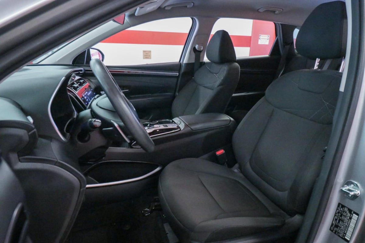 Used 2023 Hyundai Tucson Blue w/ Cargo Package AWD/4WD image 10