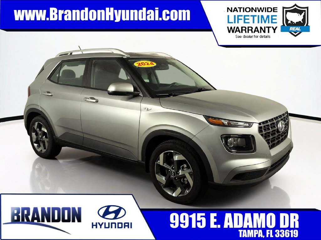 Used 2024 Hyundai Venue SEL FWD image 1