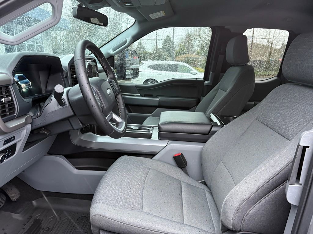 Used 2024 Ford F150 XLT w/ FX4 Off-Road Package image 12