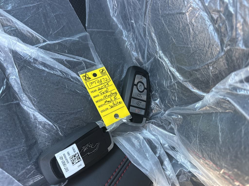 Used 2025 Ford Mustang Mach-E Premium w/ Sport Appearance Package image 35