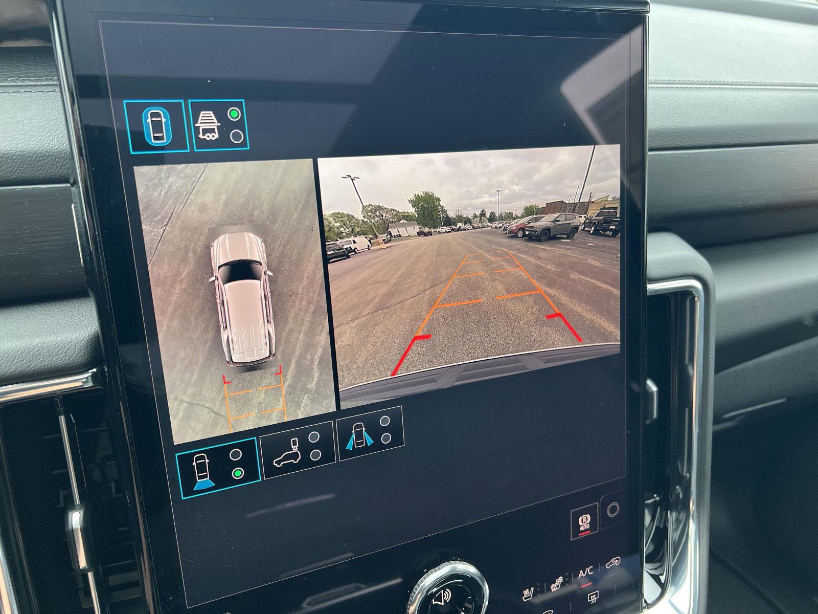 New 2026 GMC Yukon Denali AWD/4WD image 34