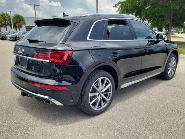 Certified 2022 Audi SQ5 Premium Plus AWD/4WD image 7