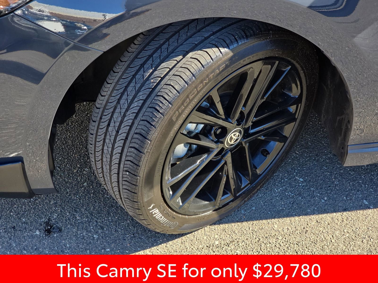 Used 2025 Toyota Camry SE image 37