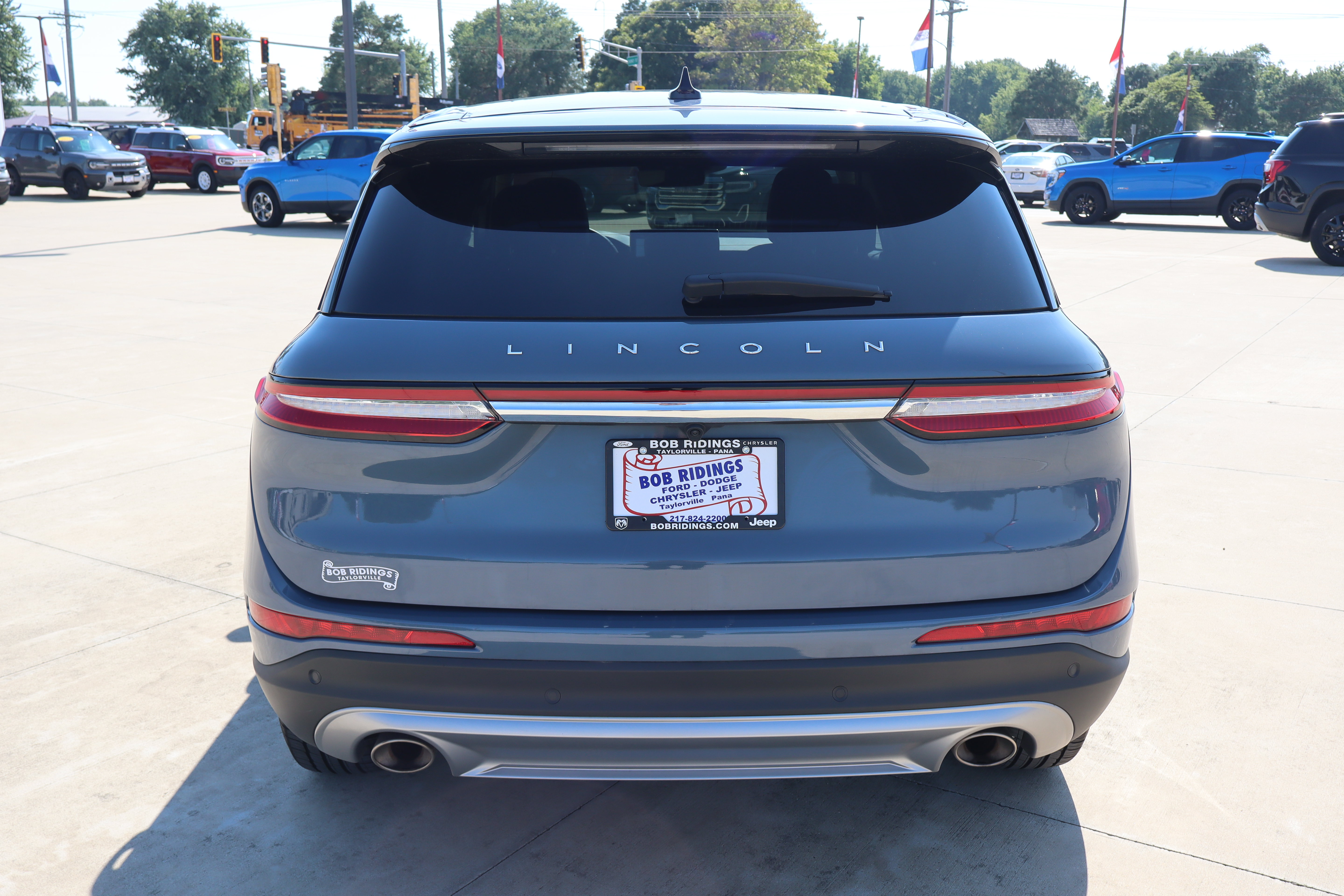 Used 2025 Lincoln Corsair Reserve AWD/4WD image 6