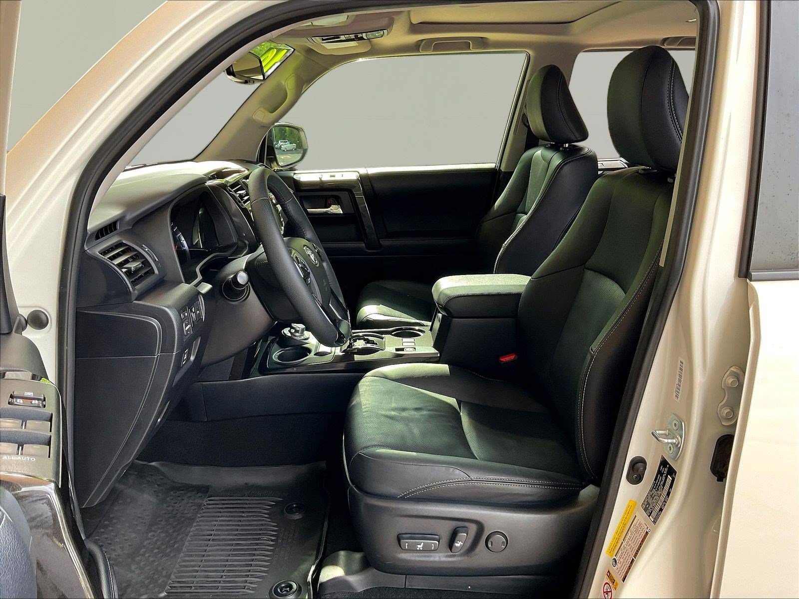 Used 2019 Toyota 4Runner Limited AWD/4WD image 21
