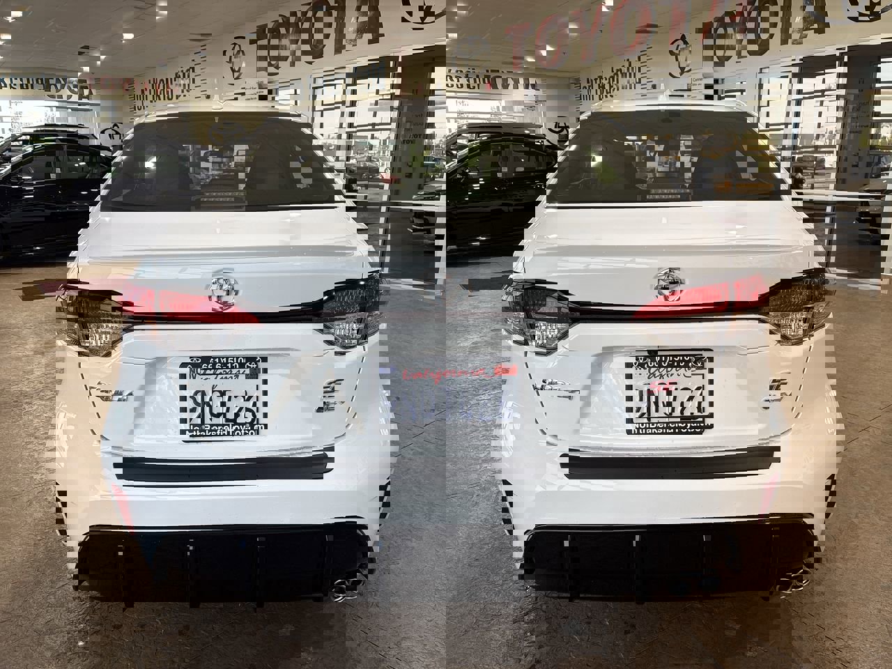 Used 2026 Toyota Corolla SE image 9