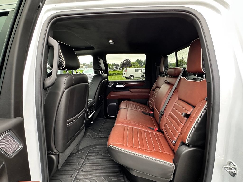 Certified 2024 GMC Sierra 3500 Denali Ultimate AWD/4WD image 26