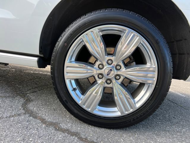 Used 2023 Ford Expedition Platinum AWD/4WD image 15