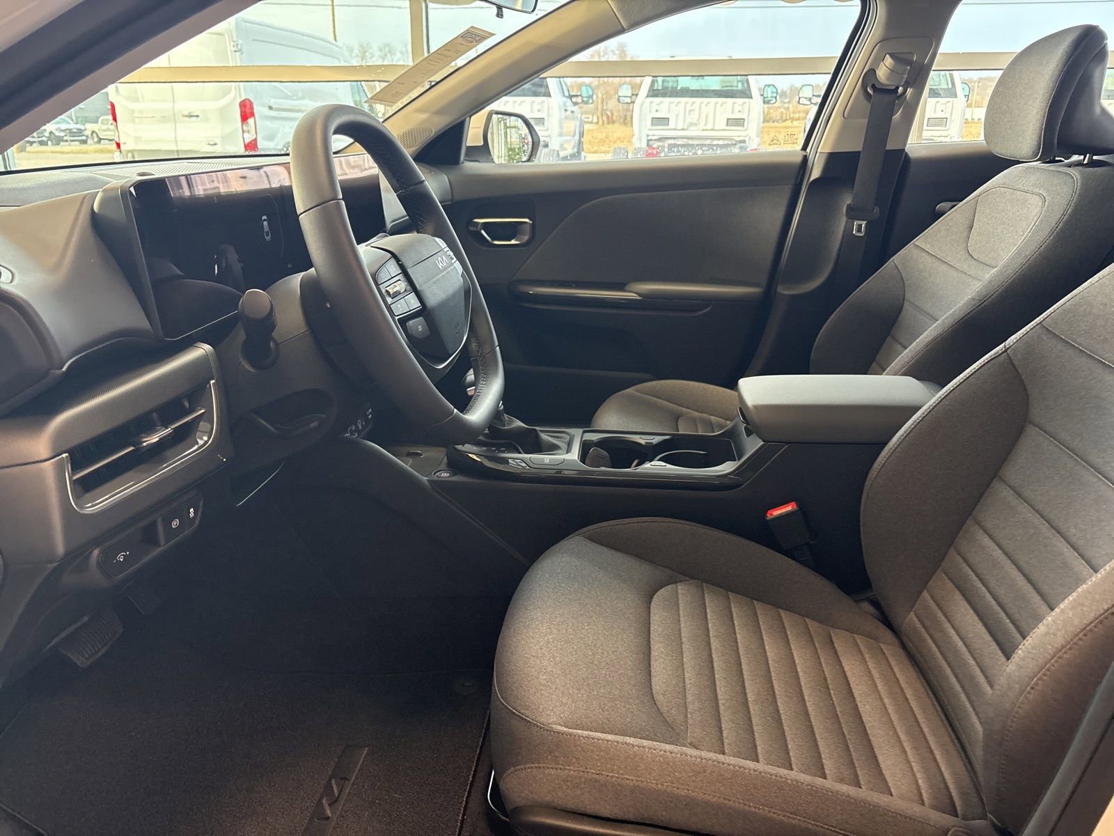 New 2025 Kia K4 EX image 10