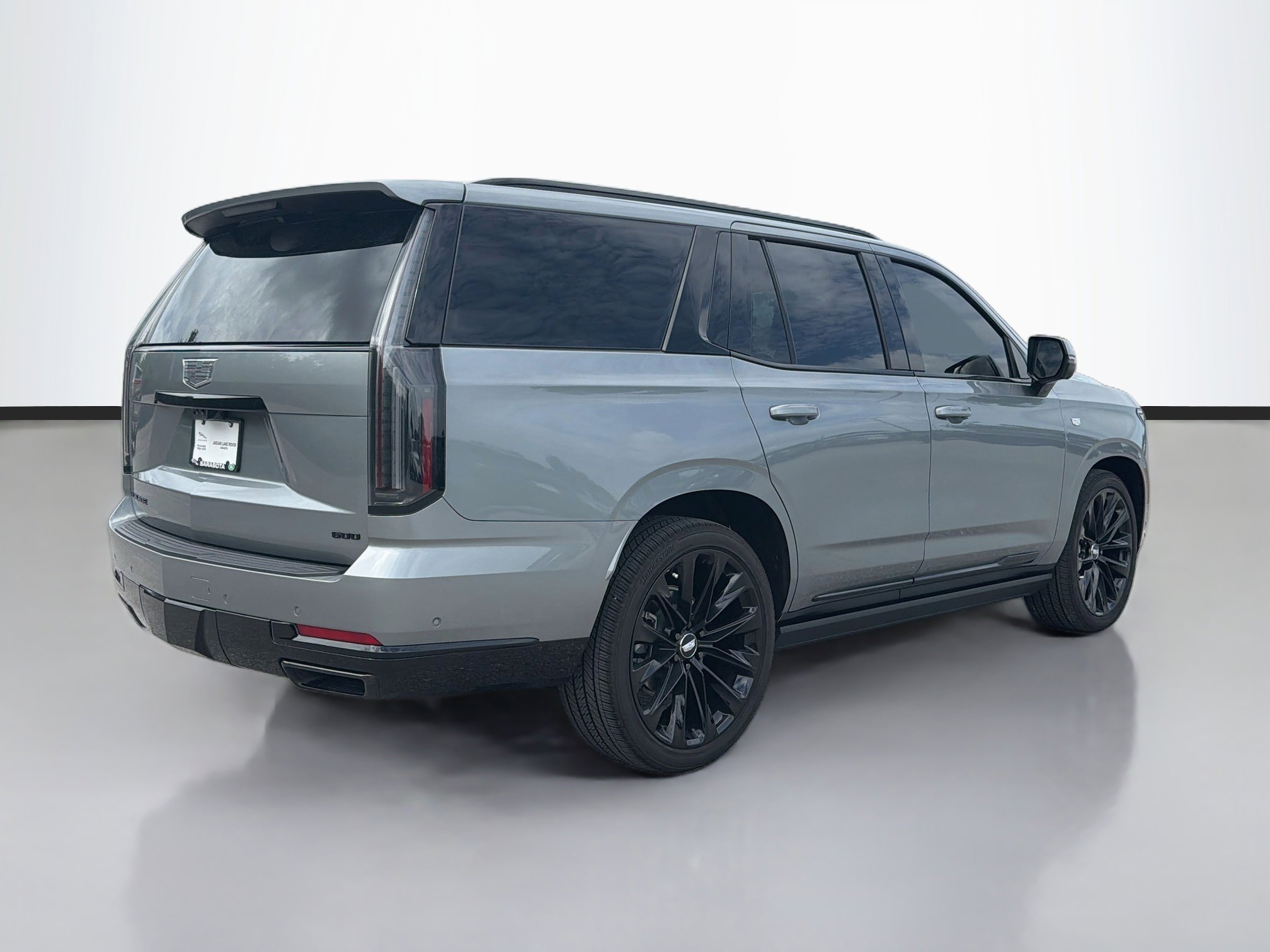 Used 2026 Cadillac Escalade Platinum Sport w/ LPO, ONYX Package AWD/4WD image 5