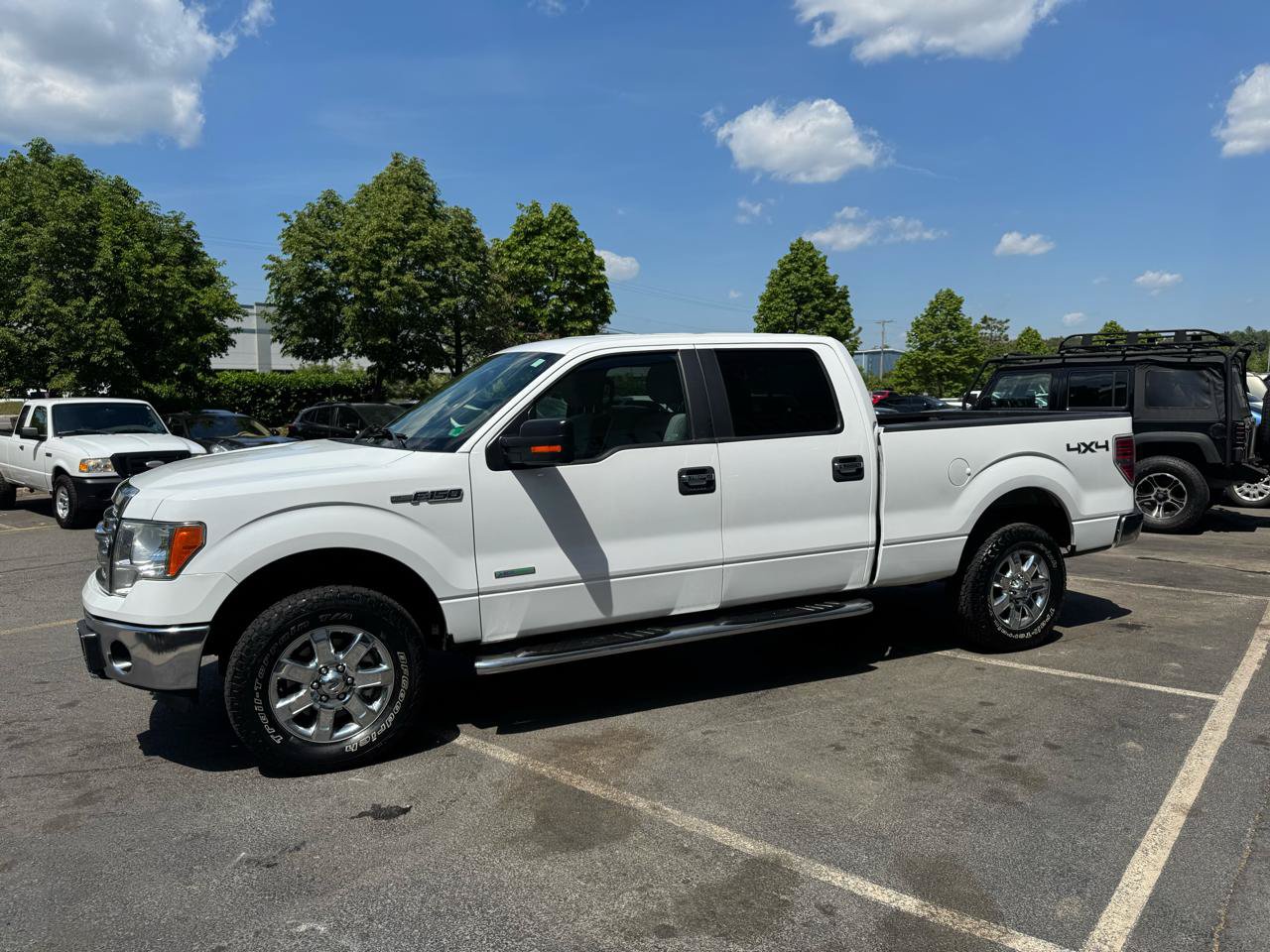 Used 2014 Ford F150 XLT w/ Equipment Group 302A Luxury AWD/4WD image 8