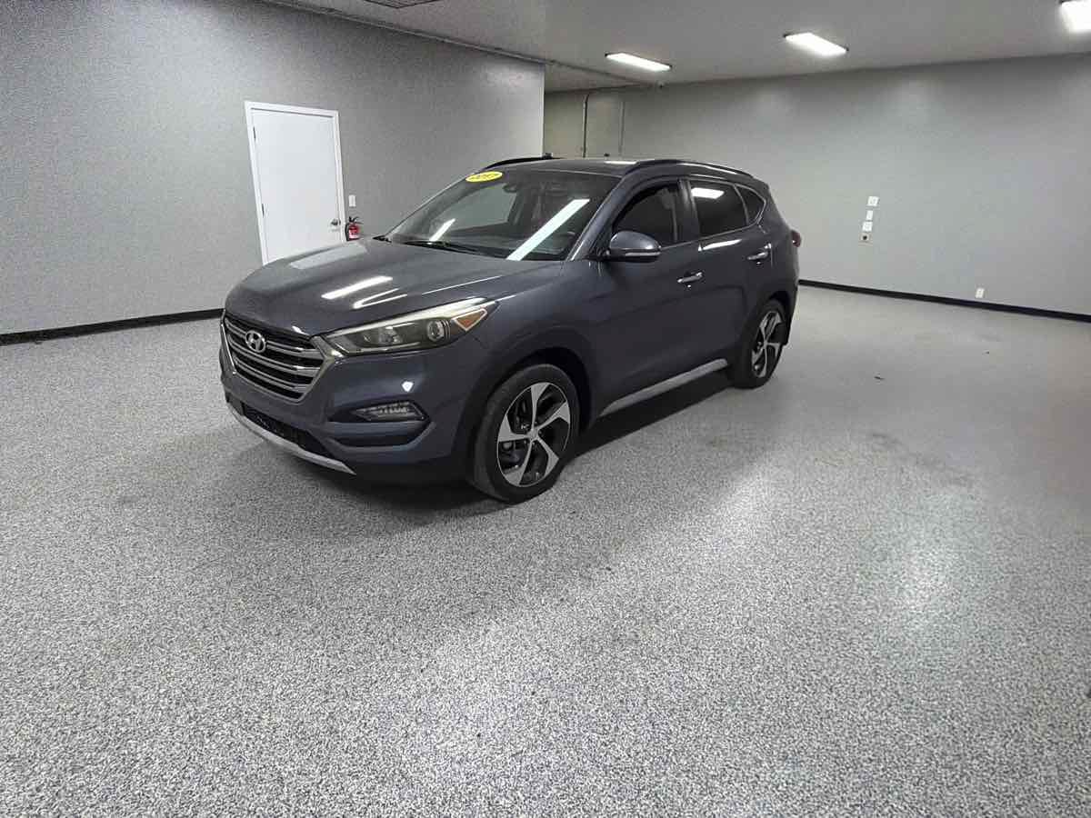 Used 2017 Hyundai Tucson Limited w/ Limited Ultimate Package 03 FWD image 7