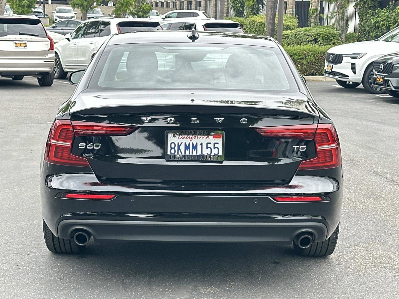 Used 2019 Volvo S60 T5 Momentum w/ Premium Package image 5