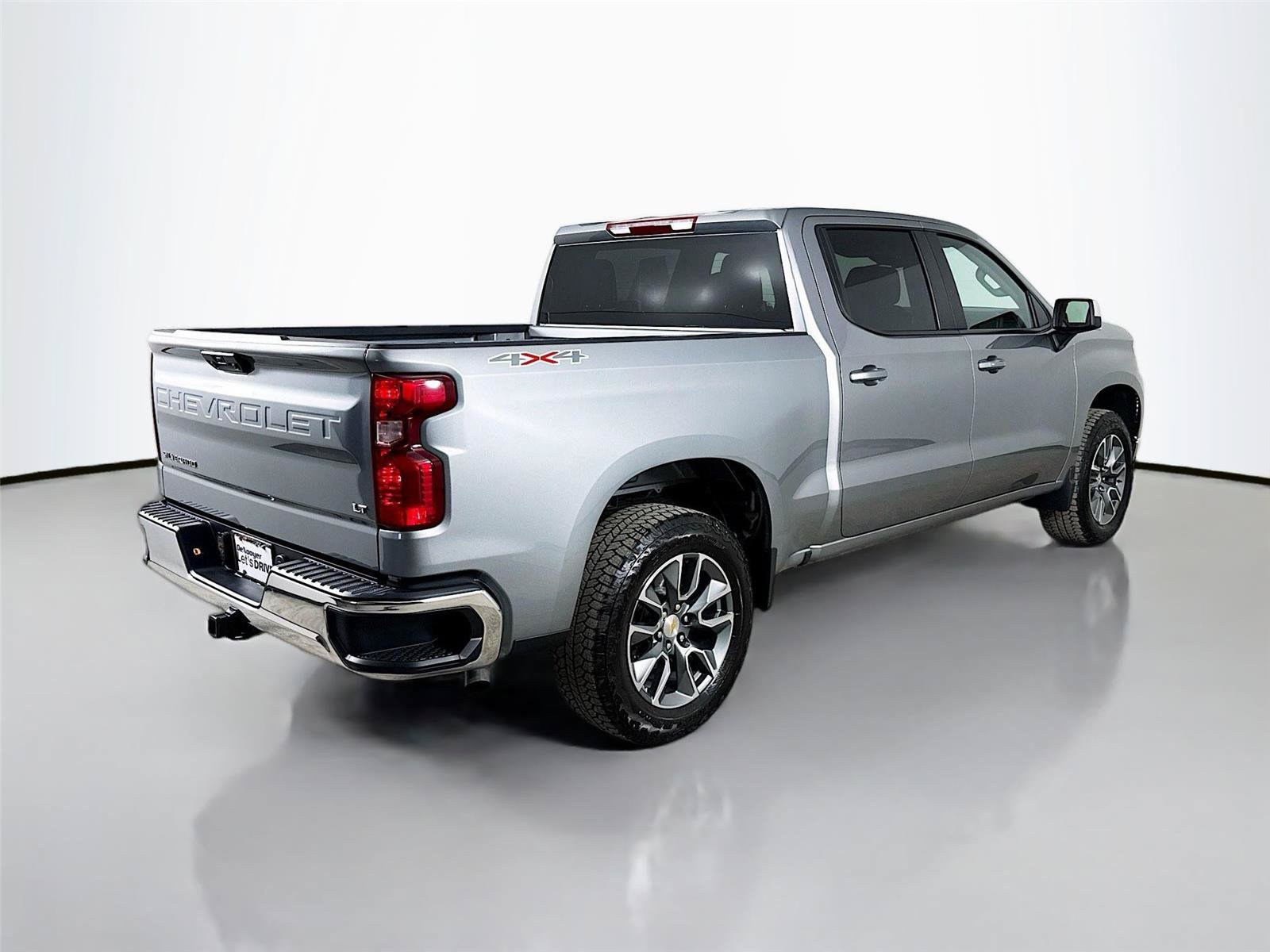 Used 2026 Chevrolet Silverado 1500 LT AWD/4WD image 9