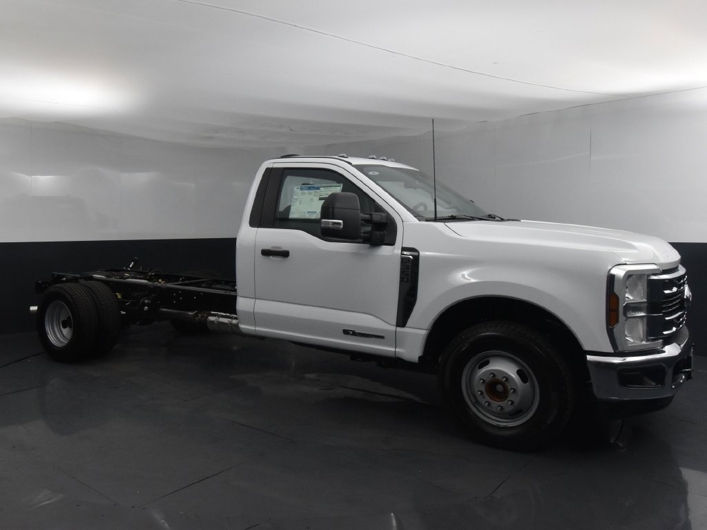 New 2024 Ford F350 XL w/ XL Chrome Package RWD image 38