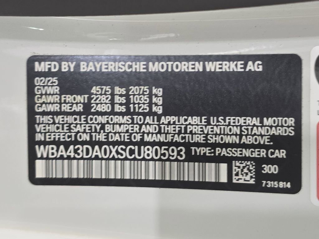 Used 2025 BMW 430i Coupe w/ M Sport Package image 33
