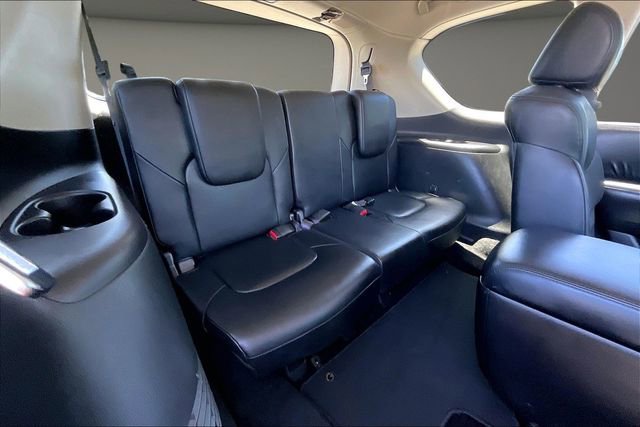 Used 2024 Nissan Armada SL w/ Captain's Chairs Package RWD image 26