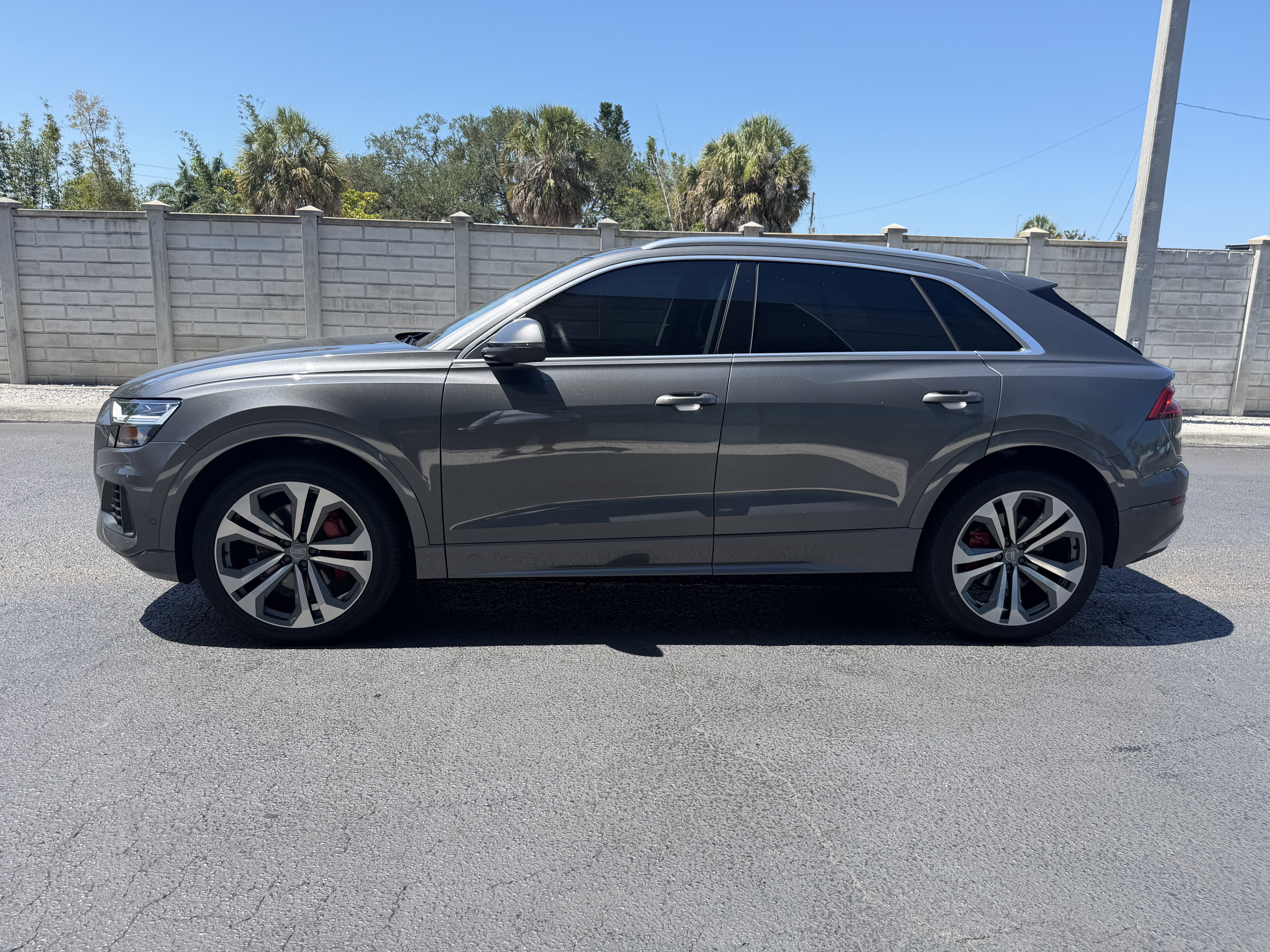 Used 2019 Audi Q8 Premium Plus AWD/4WD image 2