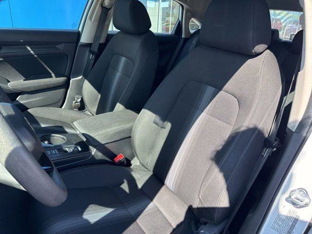 Used 2023 Honda Civic LX image 9
