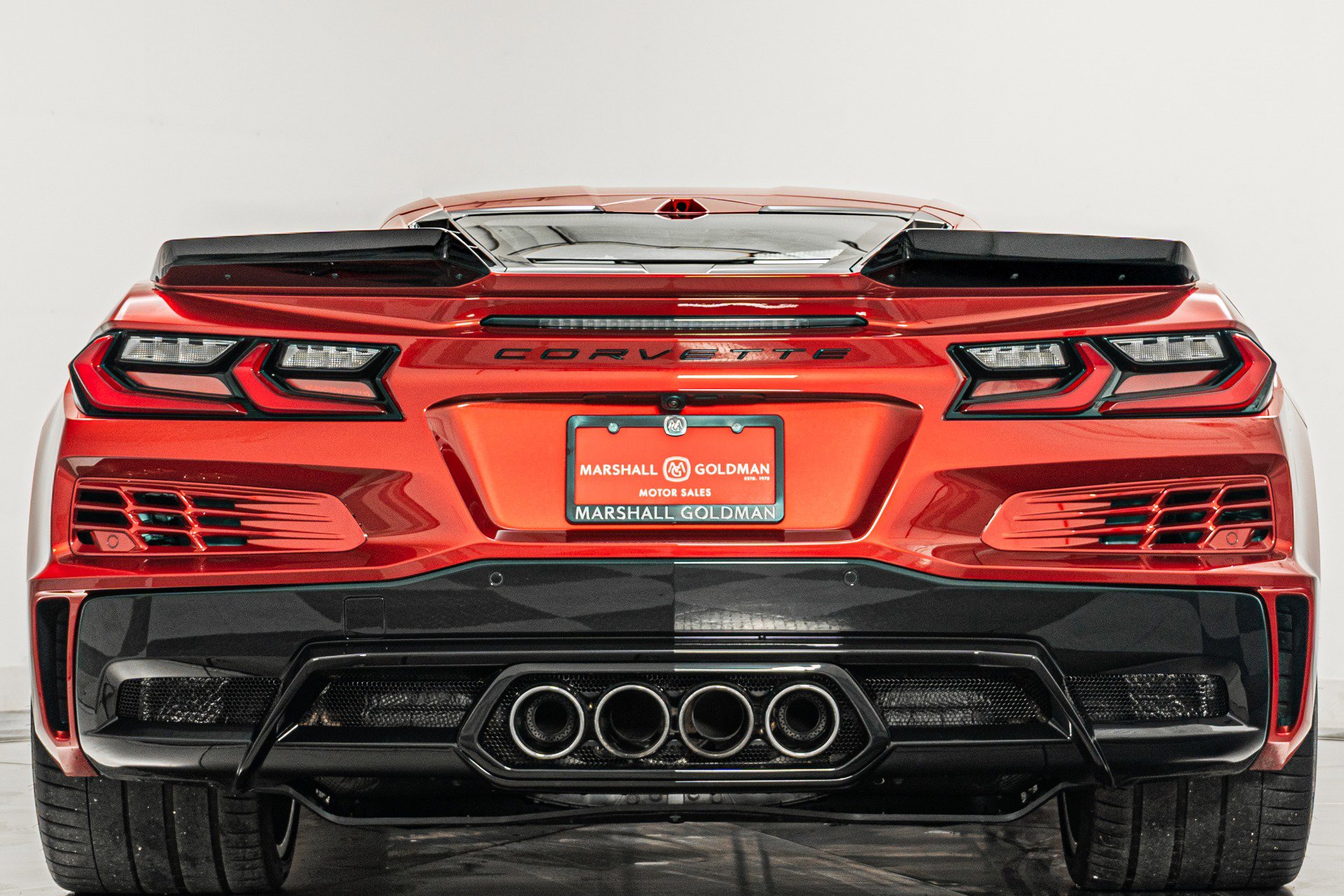 Used 2024 Chevrolet Corvette Z06 RWD image 8