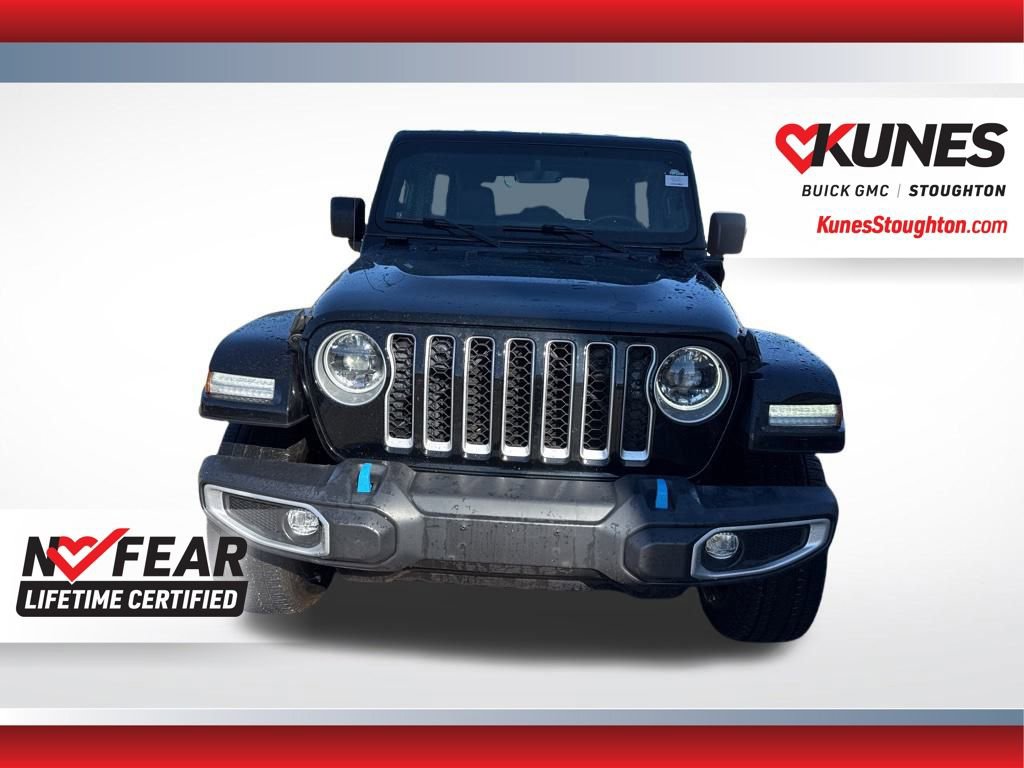 Used 2023 Jeep Wrangler Unlimited Sahara w/ Cold Weather Group image 5