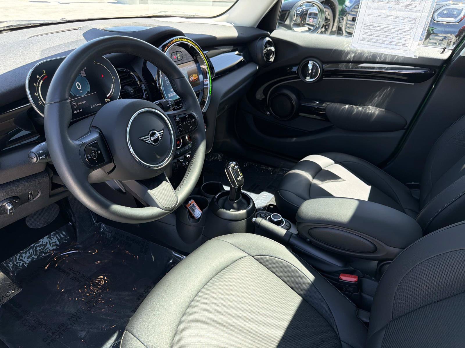 Certified 2024 MINI Cooper 4-Door Hardtop FWD image 12
